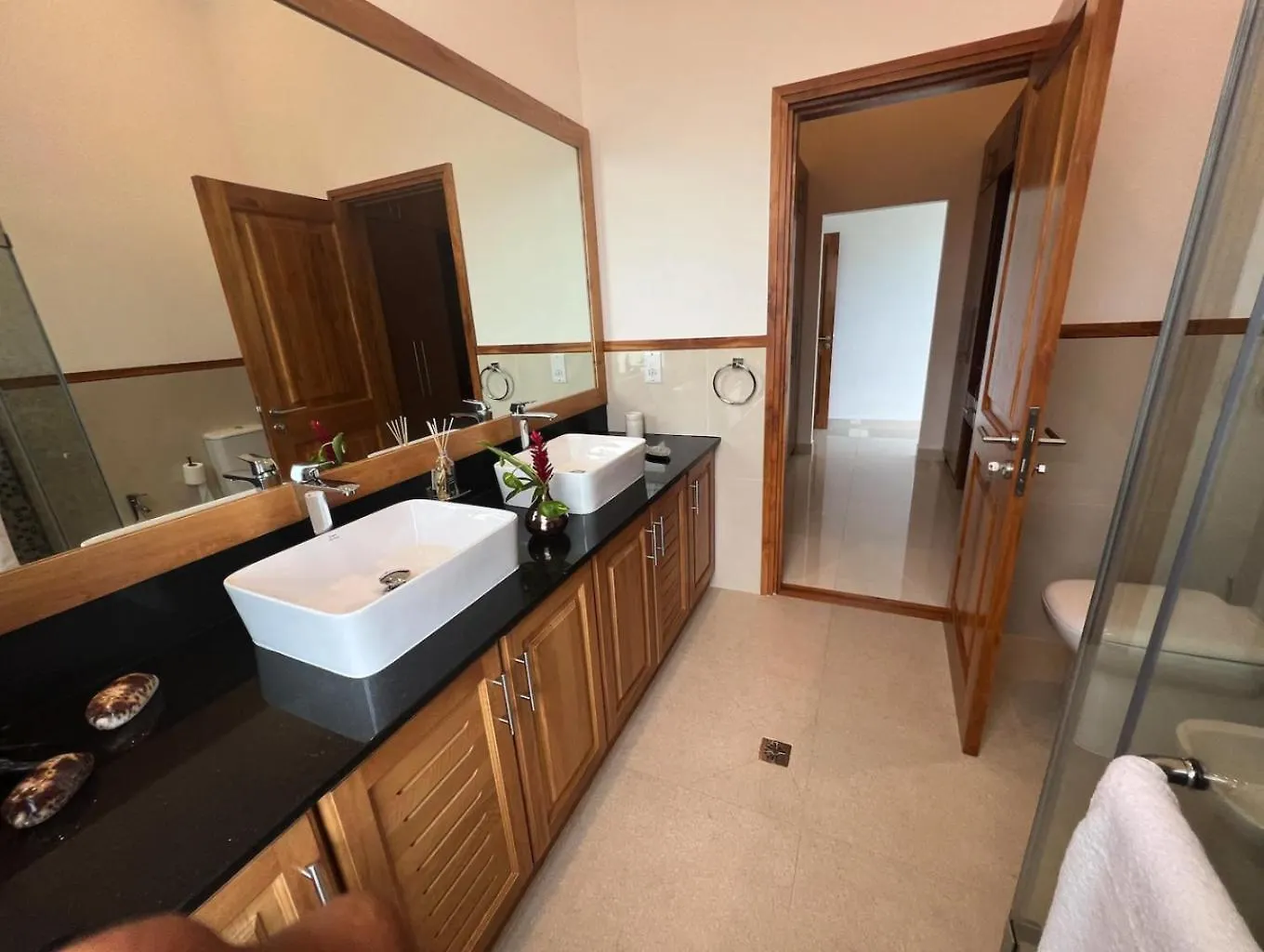 Cliffhanger Mountain Villas With Private Pools Misere 0*,  塞舌尔
